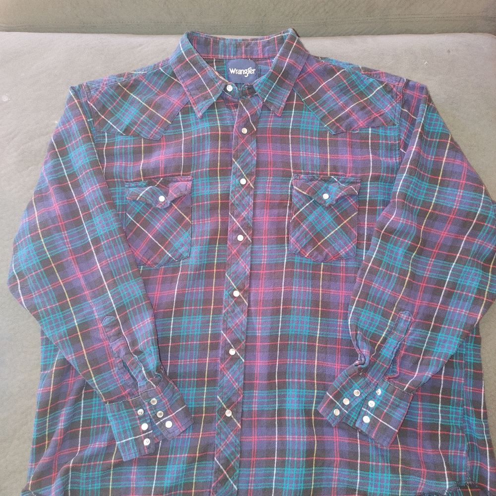Wrangler Plaid Button Down Pearl Snap Shirt in Teal, Red & Navy